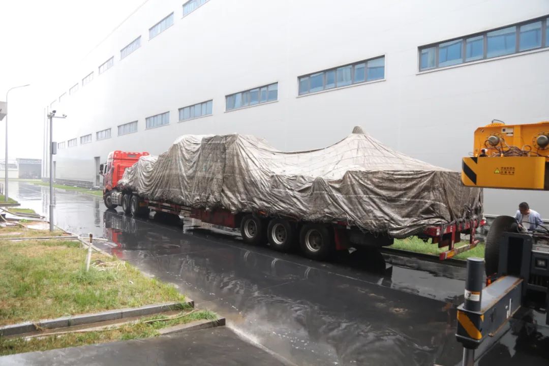 引進(jìn)新設備，助力新“智”造